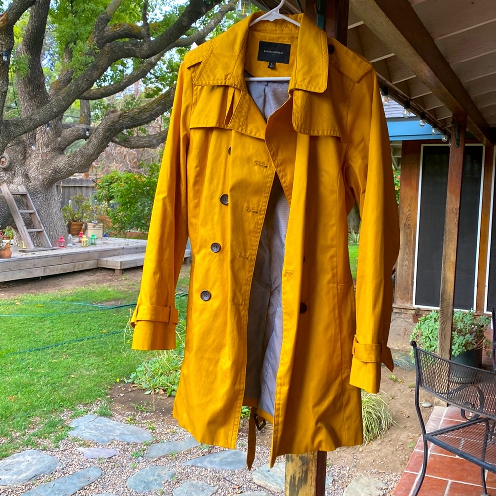 Banana Republic TrenchCoat